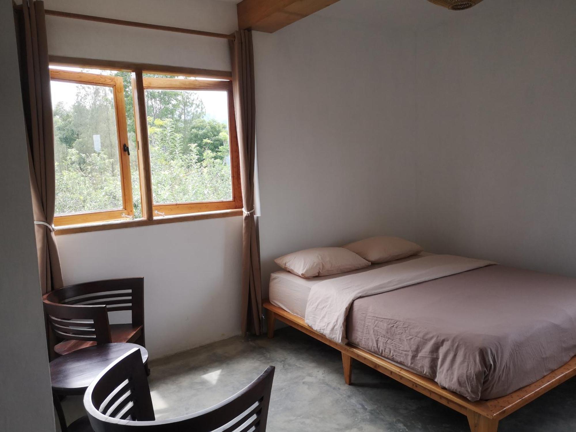 Wisma tamu Maison Manendra - Bromo Malang